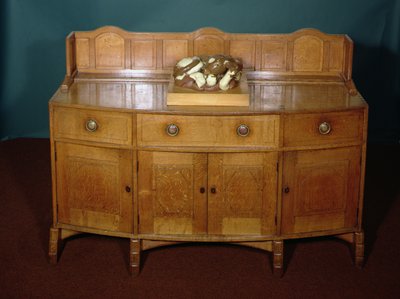 Dressoir, 1924 door Sidney Barnsley